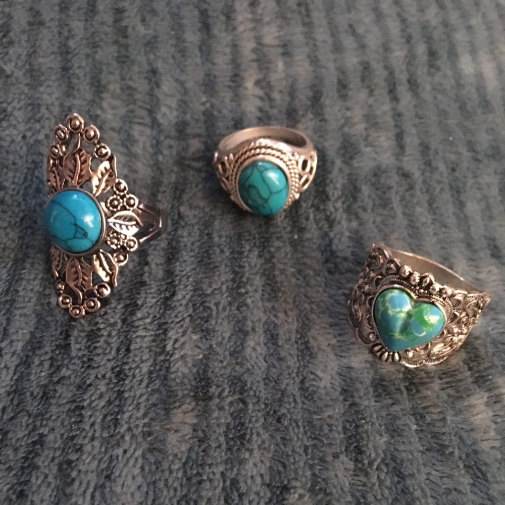 Set of 3 costume rings